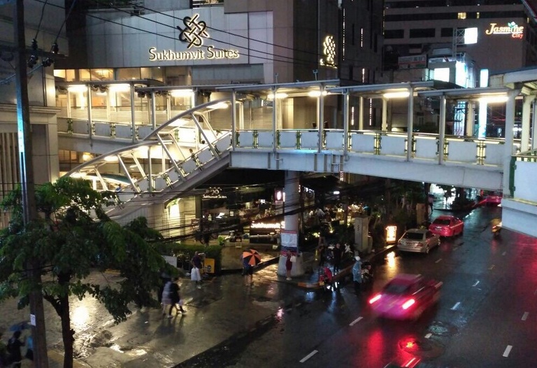 guest friendly hotel in Asok- Sukhumvit